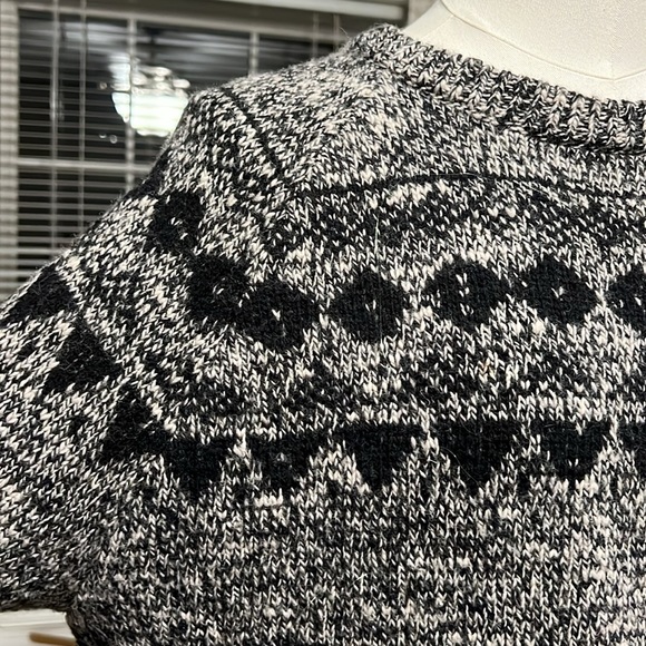 Fair isle sweater in gray and black knit - Picture 2 of 5